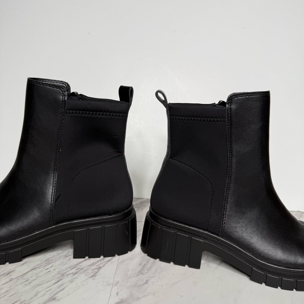 Blondo Prestly Black Leather Bootie 7 1/2 M - Picture 8 of 14